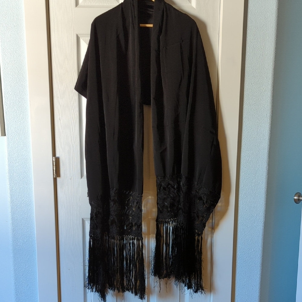 VTG Black Mexican Fringed Shawl (One Size)